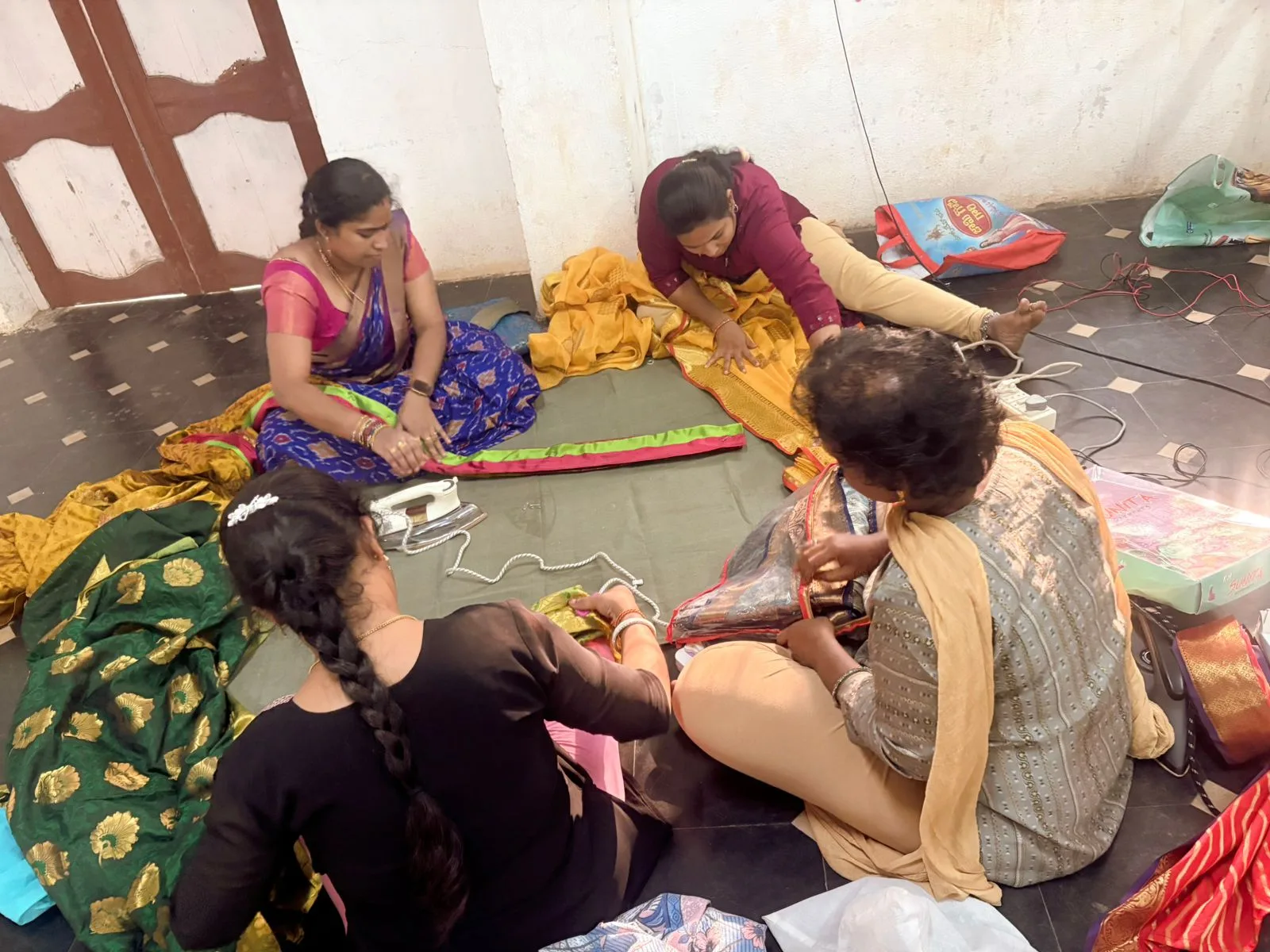 Saree workshop gallery photo 6